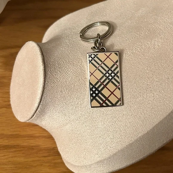 Burberry Nova check Key Chain(Unisex)